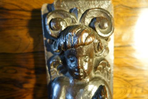 oak carving